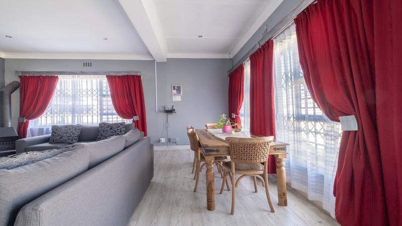 3 Bedroom Property for Sale in Churchill Estate Western Cape